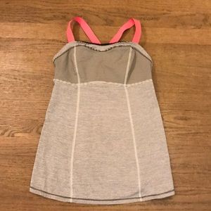 Lululemon Tank w/ Medium Support for C/D cup Sz 6
